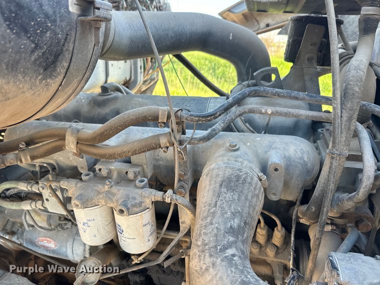 image for item DN3249 1989 Ford LT8000 ready mix truck