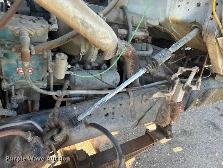 image for item DN3249 1989 Ford LT8000 ready mix truck