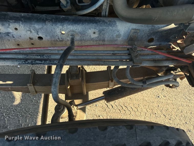 image for item DN3249 1989 Ford LT8000 ready mix truck