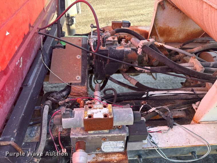 image for item DN3250 1995 Mack RD690S ready mix truck