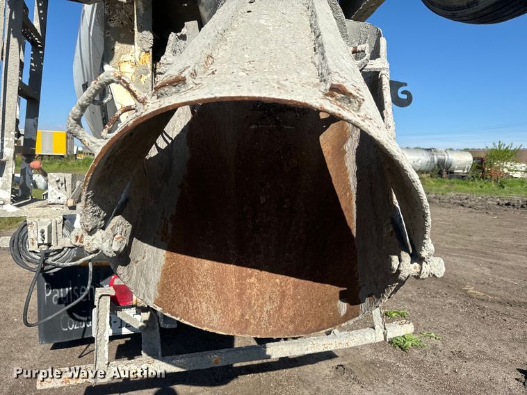 image for item DN3250 1995 Mack RD690S ready mix truck