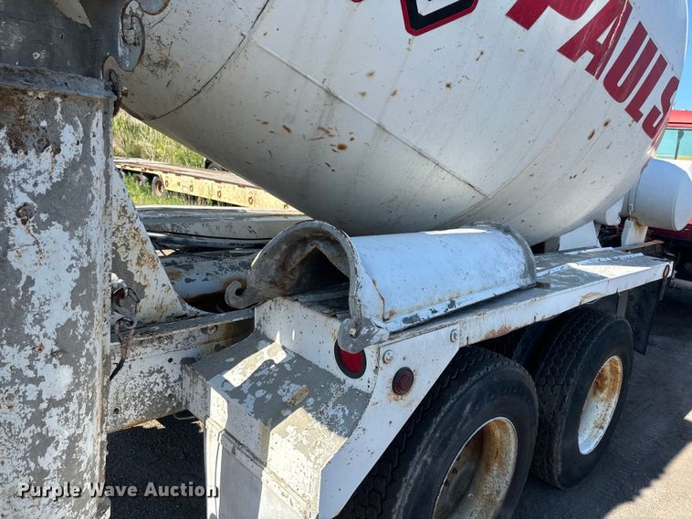 image for item DN3250 1995 Mack RD690S ready mix truck