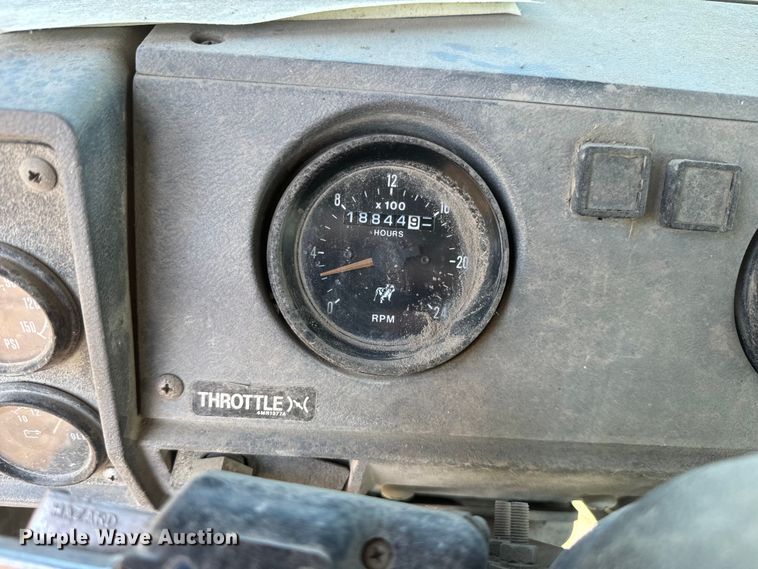 image for item DN3250 1995 Mack RD690S ready mix truck