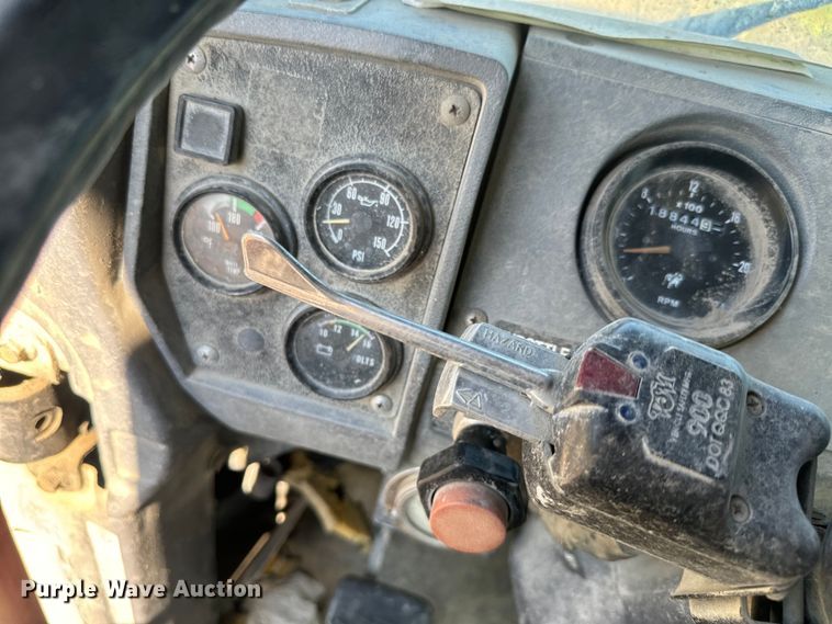 image for item DN3250 1995 Mack RD690S ready mix truck