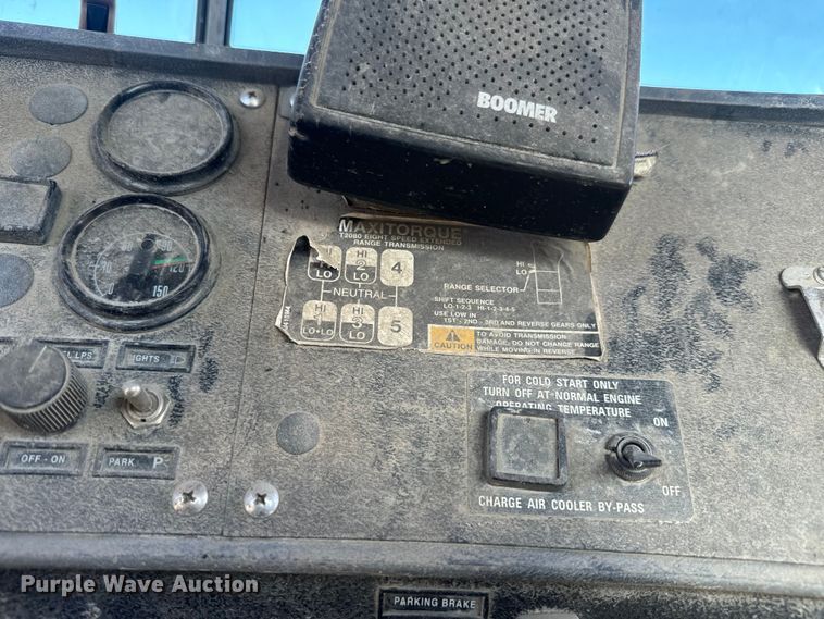 image for item DN3250 1995 Mack RD690S ready mix truck