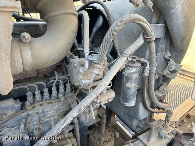 image for item DN3250 1995 Mack RD690S ready mix truck