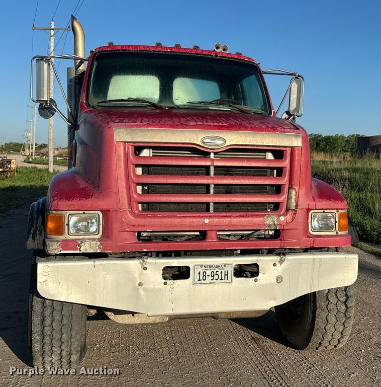 image for item DN3251 1999 Sterling  L9511 ready mix truck