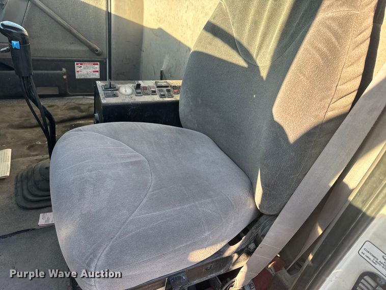 image for item DN3251 1999 Sterling  L9511 ready mix truck