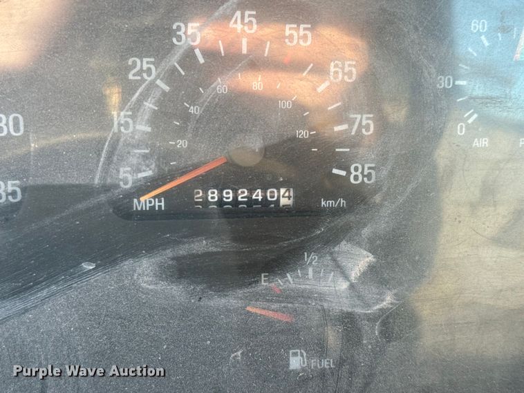 image for item DN3251 1999 Sterling  L9511 ready mix truck