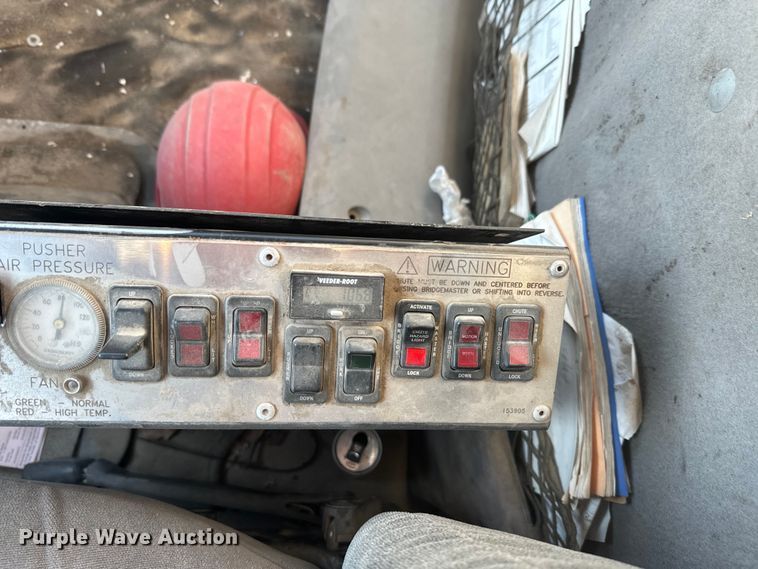 image for item DN3251 1999 Sterling  L9511 ready mix truck