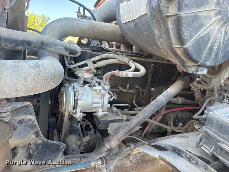 image for item DN3251 1999 Sterling  L9511 ready mix truck