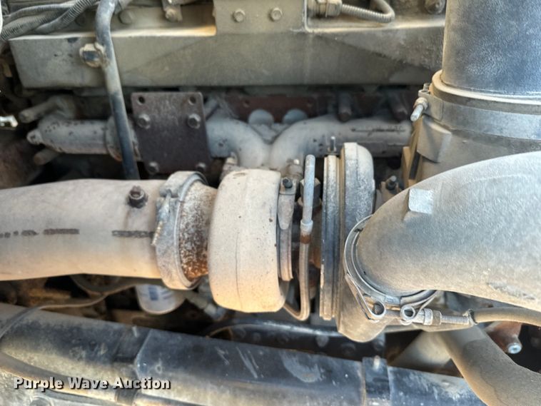 image for item DN3251 1999 Sterling  L9511 ready mix truck