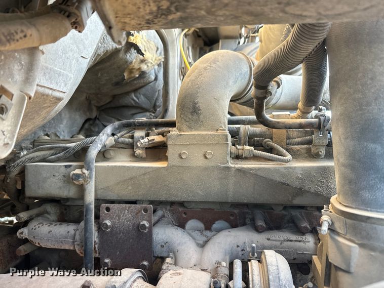 image for item DN3251 1999 Sterling  L9511 ready mix truck