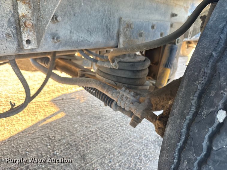 image for item DN3251 1999 Sterling  L9511 ready mix truck