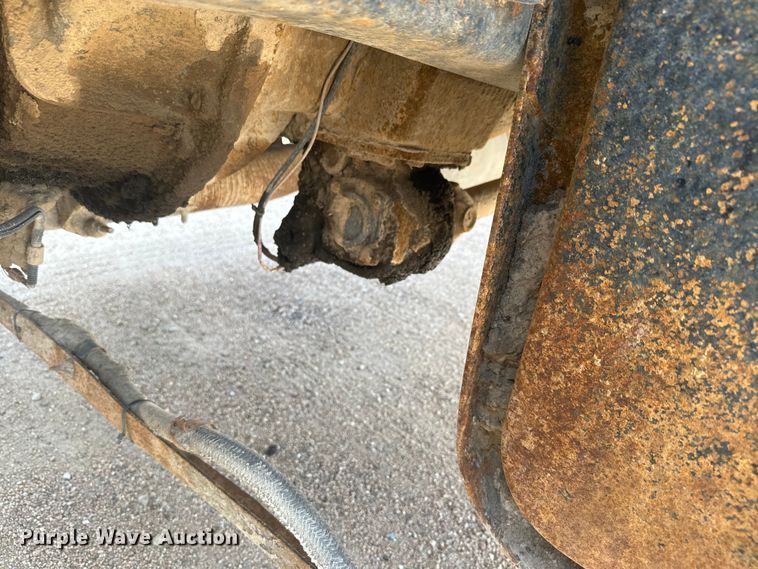 image for item DN3252 1989 Ford LT9000 dump truck