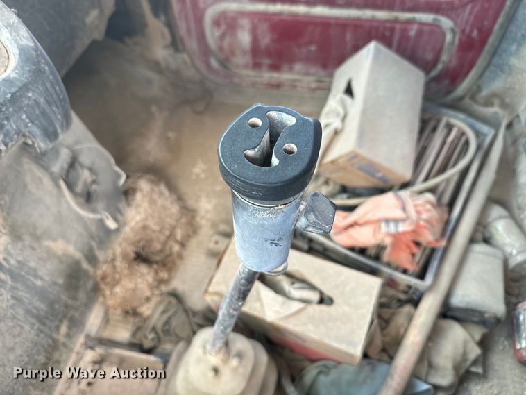 image for item DN3252 1989 Ford LT9000 dump truck