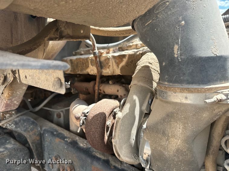 image for item DN3252 1989 Ford LT9000 dump truck