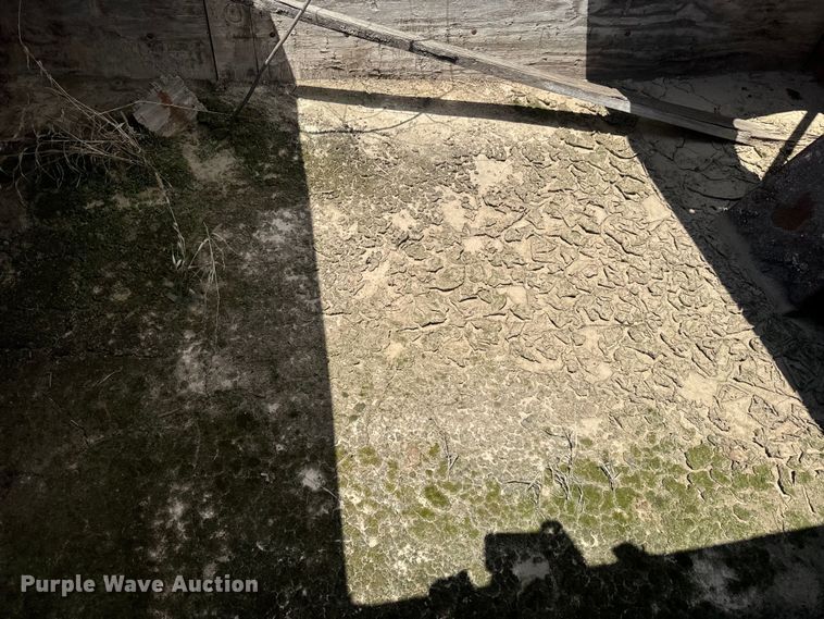 image for item DN3254 1989 Ford LT9000 dump truck