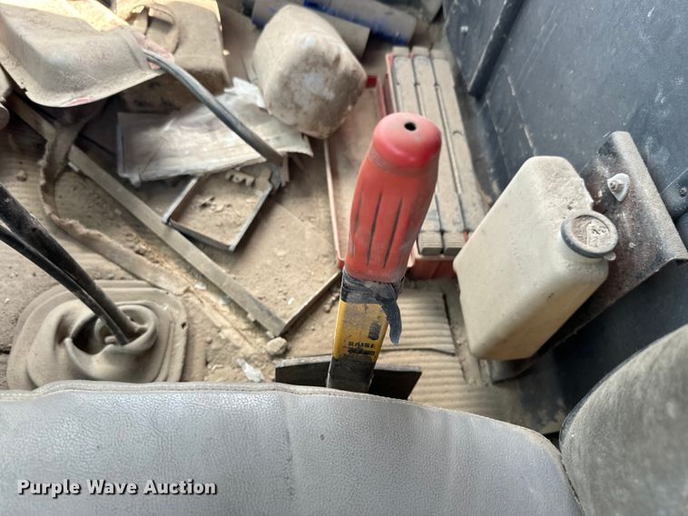 image for item DN3254 1989 Ford LT9000 dump truck