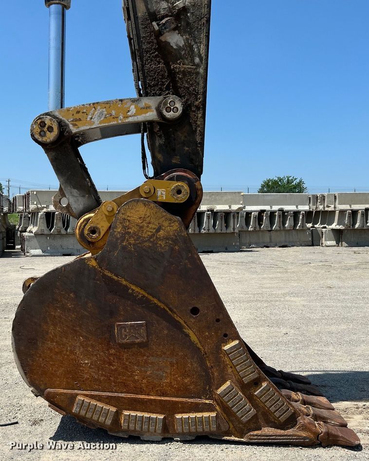 image for item DO1003 2013 Caterpillar 349E L excavator