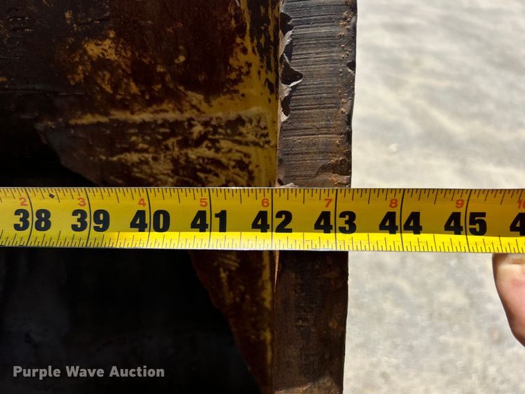 image for item DO1003 2013 Caterpillar 349E L excavator