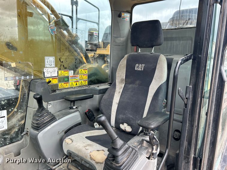 image for item DO1003 2013 Caterpillar 349E L excavator