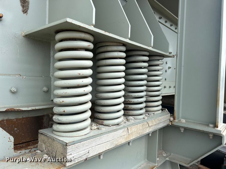 image for item DO6463 2017 Lippmann Milwaukee VGF6224 Rip Rap  screening plant