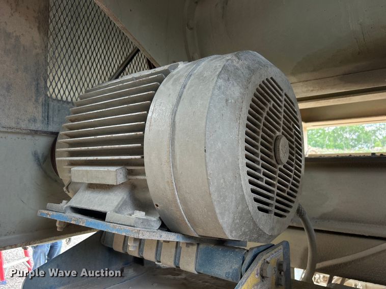 image for item DO6463 2017 Lippmann Milwaukee VGF6224 Rip Rap  screening plant