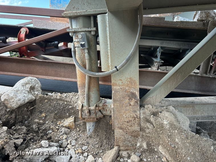 image for item DO6463 2017 Lippmann Milwaukee VGF6224 Rip Rap  screening plant