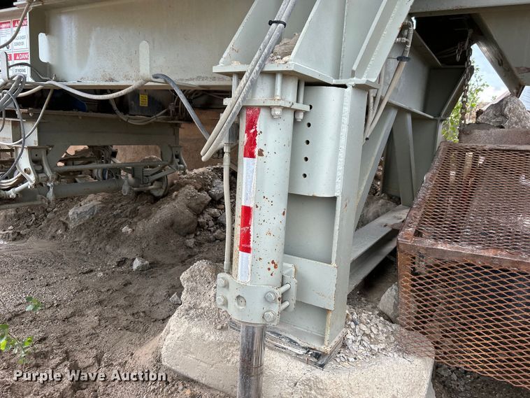 image for item DO6463 2017 Lippmann Milwaukee VGF6224 Rip Rap  screening plant