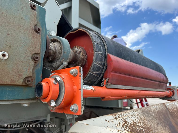 image for item DO6463 2017 Lippmann Milwaukee VGF6224 Rip Rap  screening plant