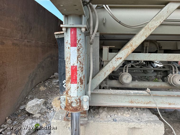 image for item DO6463 2017 Lippmann Milwaukee VGF6224 Rip Rap  screening plant