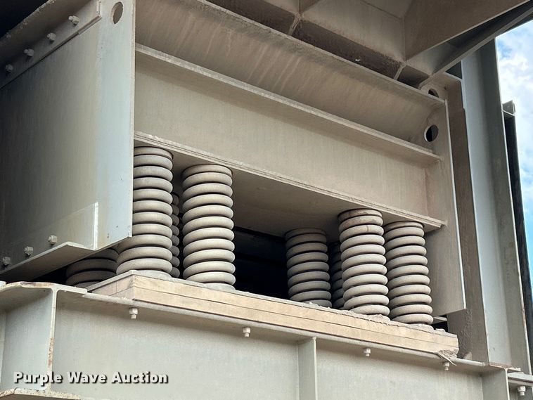 image for item DO6463 2017 Lippmann Milwaukee VGF6224 Rip Rap  screening plant