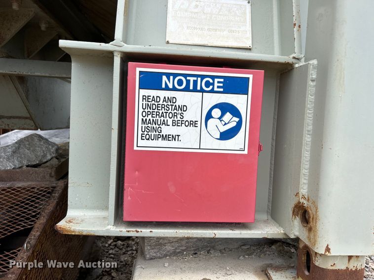 image for item DO6463 2017 Lippmann Milwaukee VGF6224 Rip Rap  screening plant