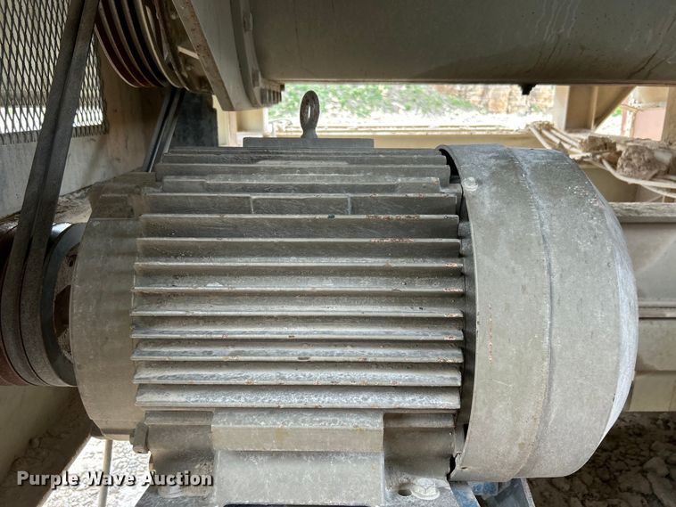 image for item DO6463 2017 Lippmann Milwaukee VGF6224 Rip Rap  screening plant