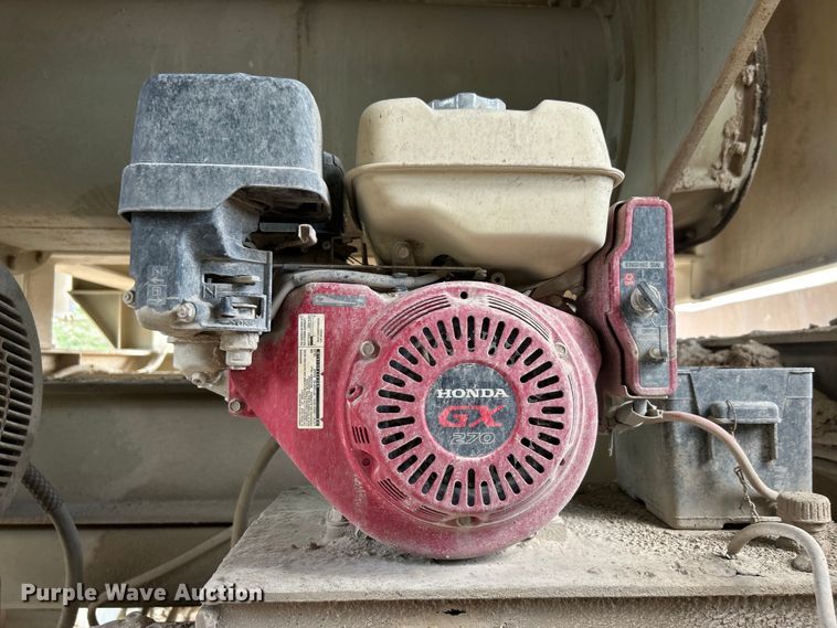 image for item DO6463 2017 Lippmann Milwaukee VGF6224 Rip Rap  screening plant