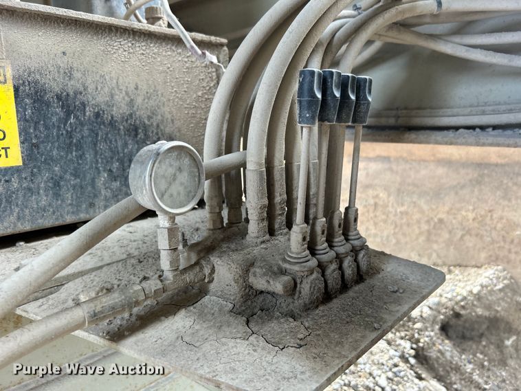 image for item DO6463 2017 Lippmann Milwaukee VGF6224 Rip Rap  screening plant