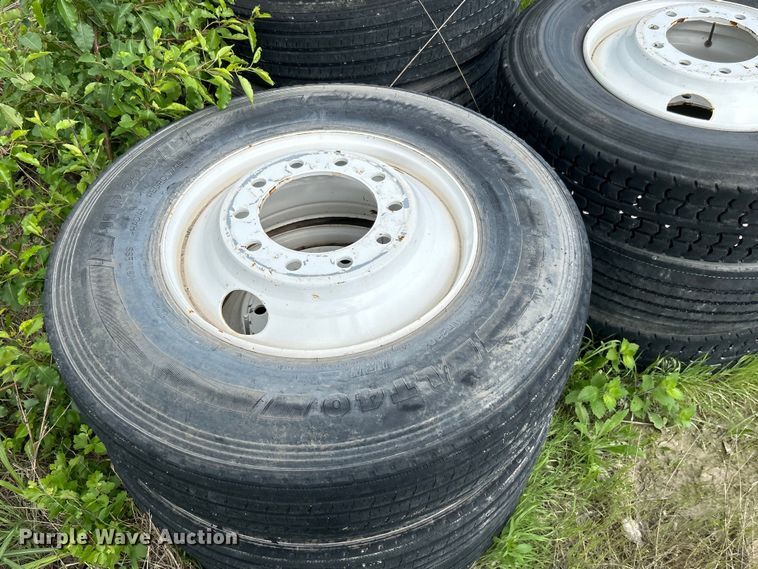 image for item DO6463 2017 Lippmann Milwaukee VGF6224 Rip Rap  screening plant