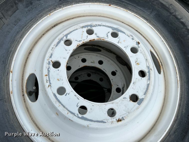 image for item DO6463 2017 Lippmann Milwaukee VGF6224 Rip Rap  screening plant