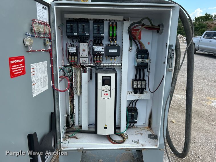 image for item DO6463 2017 Lippmann Milwaukee VGF6224 Rip Rap  screening plant