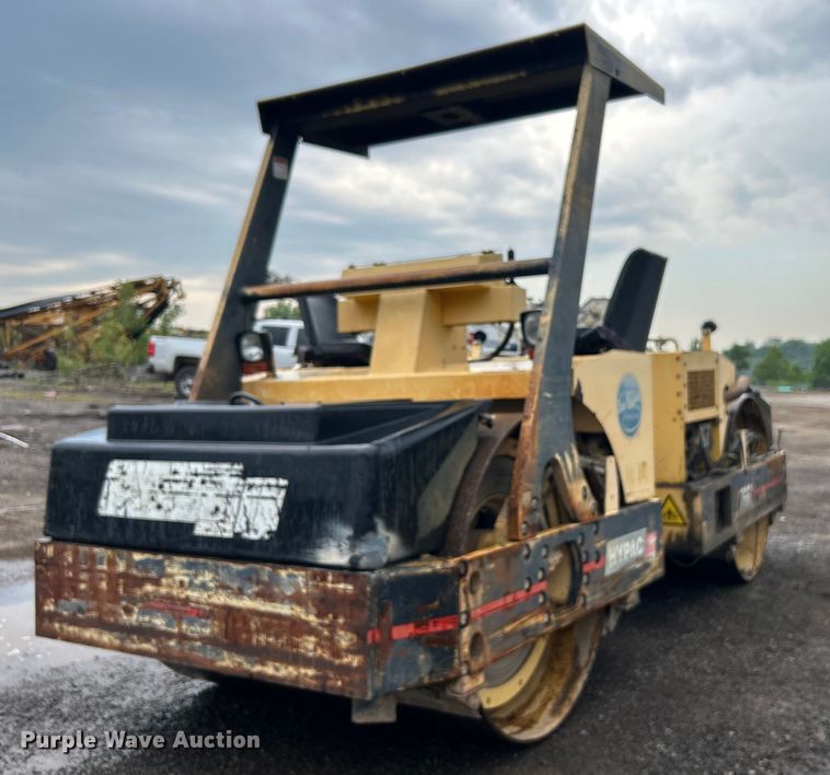 image for item DO6489 Hypac C766C double drum vibratory roller