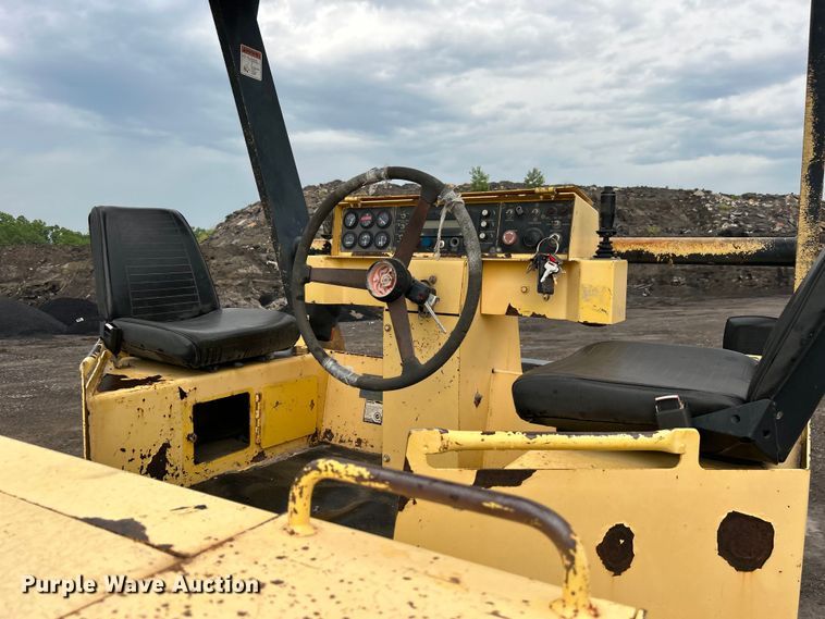 image for item DO6489 Hypac C766C double drum vibratory roller