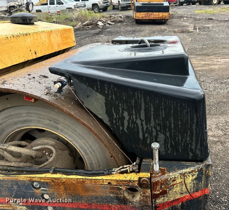 image for item DO6489 Hypac C766C double drum vibratory roller