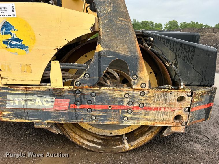 image for item DO6489 Hypac C766C double drum vibratory roller