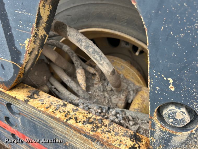 image for item DO6489 Hypac C766C double drum vibratory roller