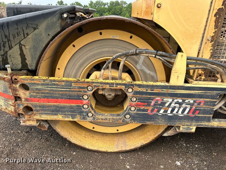 image for item DO6489 Hypac C766C double drum vibratory roller