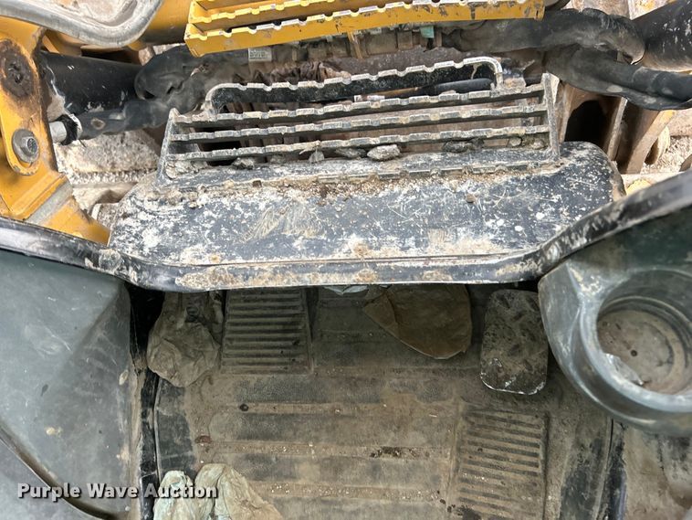 image for item DO6490 2017 Caterpillar 289D tracked skid steer loader