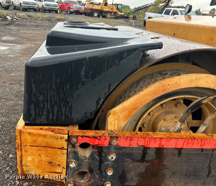 image for item DO6491 1997 Hypac C778B double drum vibratory roller