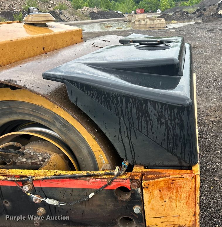 image for item DO6491 1997 Hypac C778B double drum vibratory roller