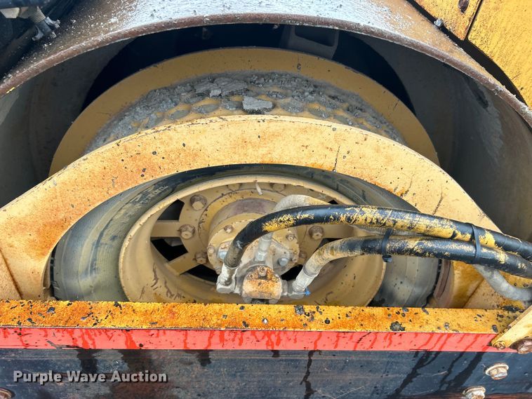 image for item DO6491 1997 Hypac C778B double drum vibratory roller